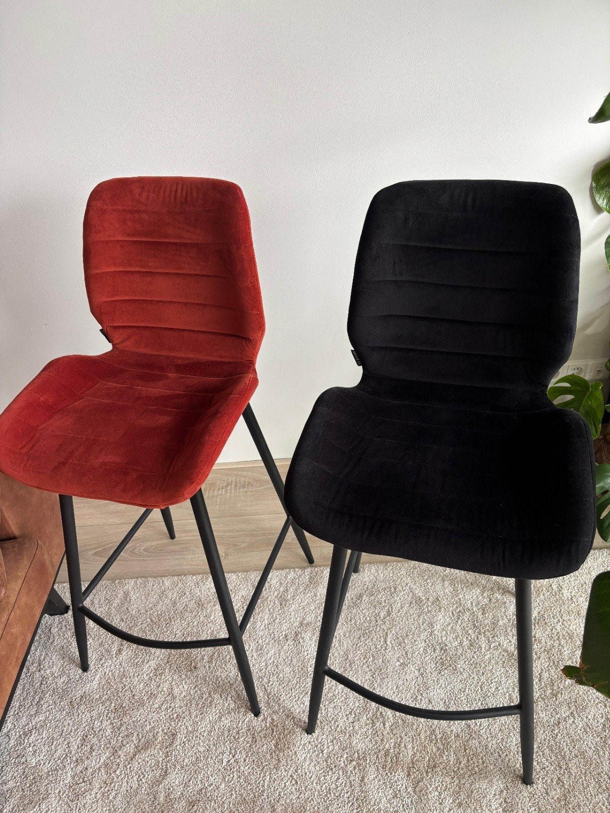 set velvet barkrukken koper & zwart, Huis en Inrichting, 2 krukken, Ophalen, 60 tot 90 cm