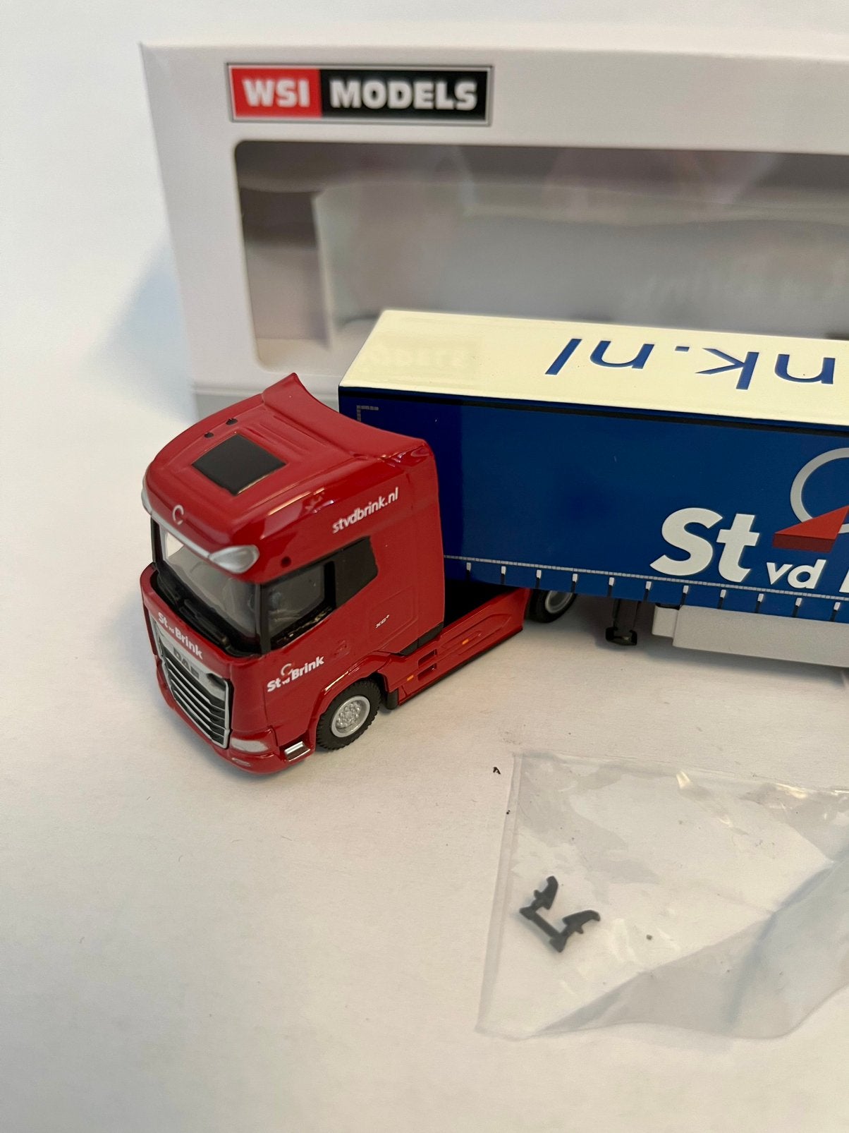St vd Brink DAF XG+ met huifoplegger 1:87, Hobby en Vrije tijd, Modelauto's | 1:87, St vd Brink, Nieuw, Tolweg 15 Ermelo, Ophalen of Verzenden