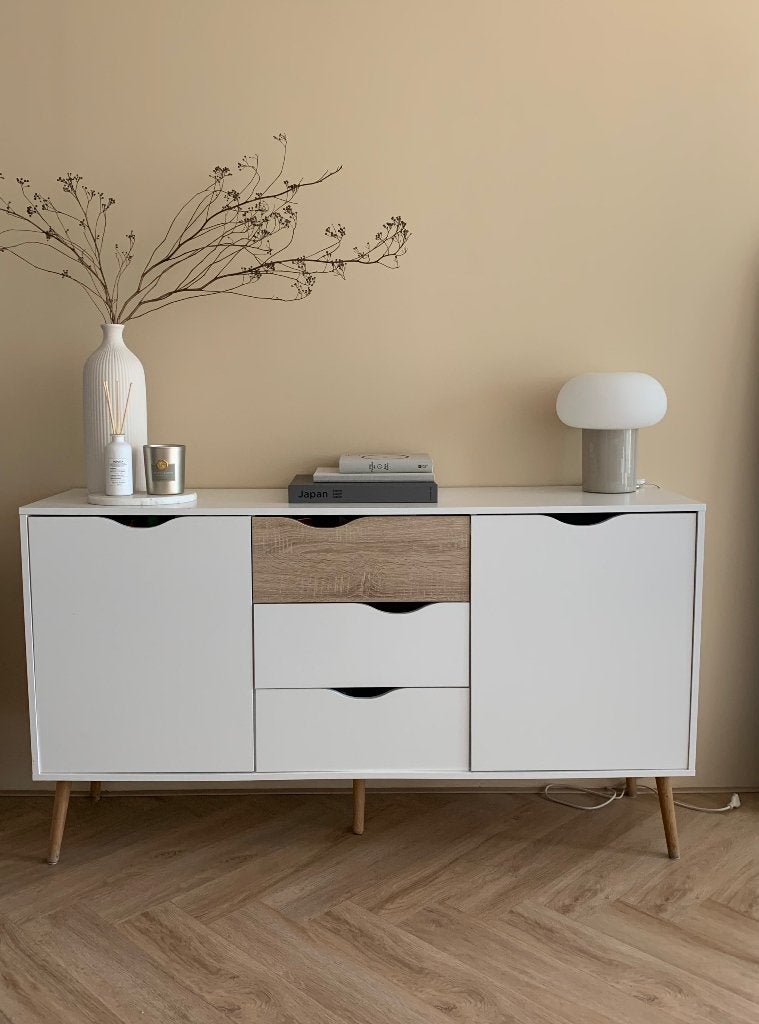 Dressoir, Ophalen, Gebruikt, Met deur(en), 150 tot 200 cm
