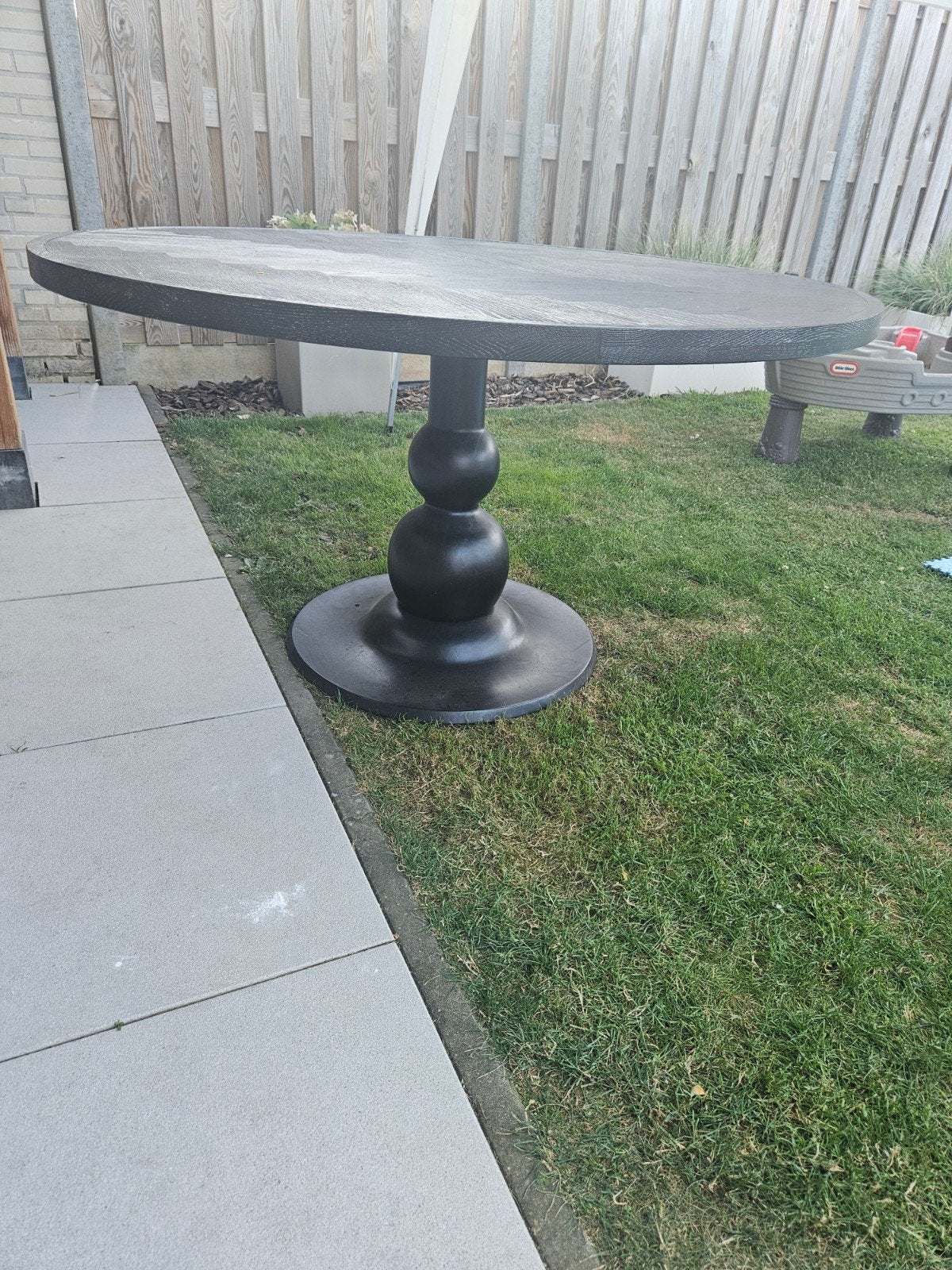 Ronde eettafel met visgraat patroon, Huis en Inrichting, Tafels | Eettafels, Ophalen, Rond, Vijf personen of meer, Overige houtsoorten
