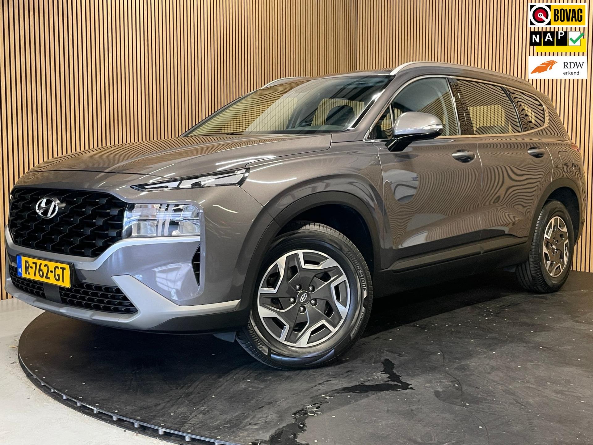 Hyundai Santa Fe 1.6 T-GDI HEV i-Motion|TREKH.|ACC|STOELVERW, Auto's, Dealer onderhouden, Gebruikt, 4 cilinders, 1650 kg