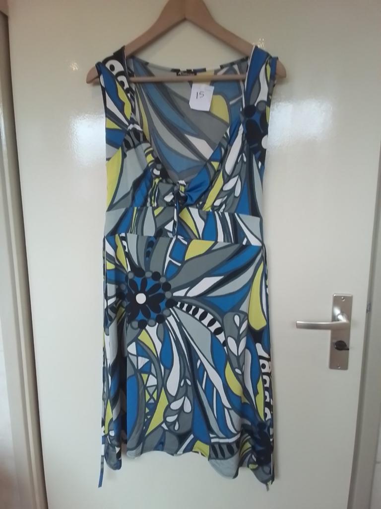 15 Jurkje van Rhetorique 4 maat L, Kleding | Dames, Maat 38/40 (M), Zwart, Ophalen of Verzenden, Zo goed als nieuw