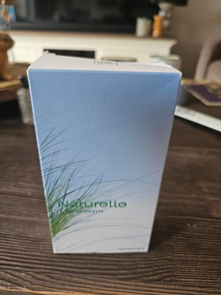 Yves Rocher Naturelle Eau de Toilette, Sieraden, Tassen en Uiterlijk, Uiterlijk | Parfum, Ophalen of Verzenden