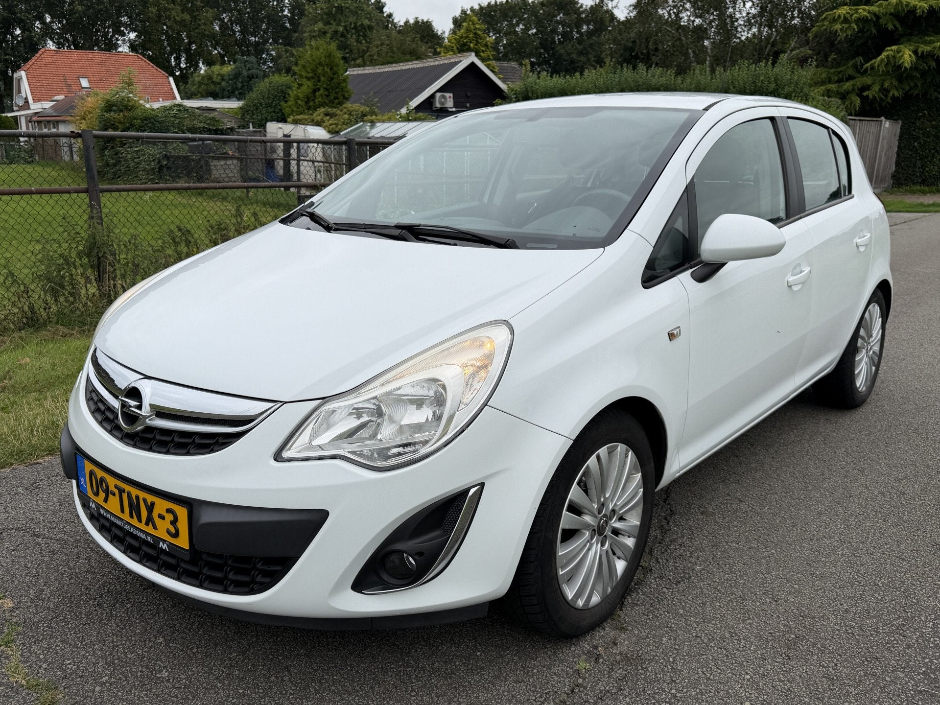 Opel Corsa 1.2-16V Connect Edition Navi/Airco/Cruise/ NL-AUT, Euro 5, Gebruikt, 4 cilinders, 1229 cc
