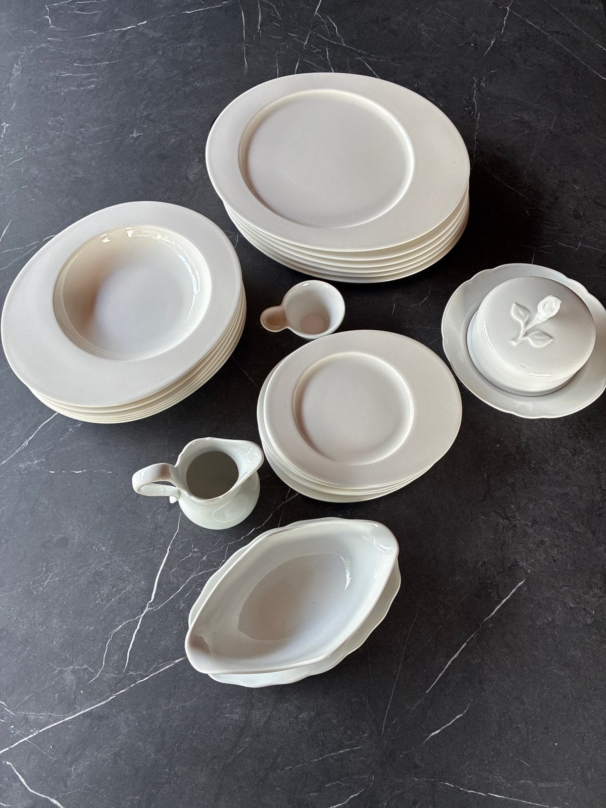 Villeroy & Boch servies met extra kannetjes en botervloot, Ophalen, Gebruikt, Villeroy & Boch, Porselein