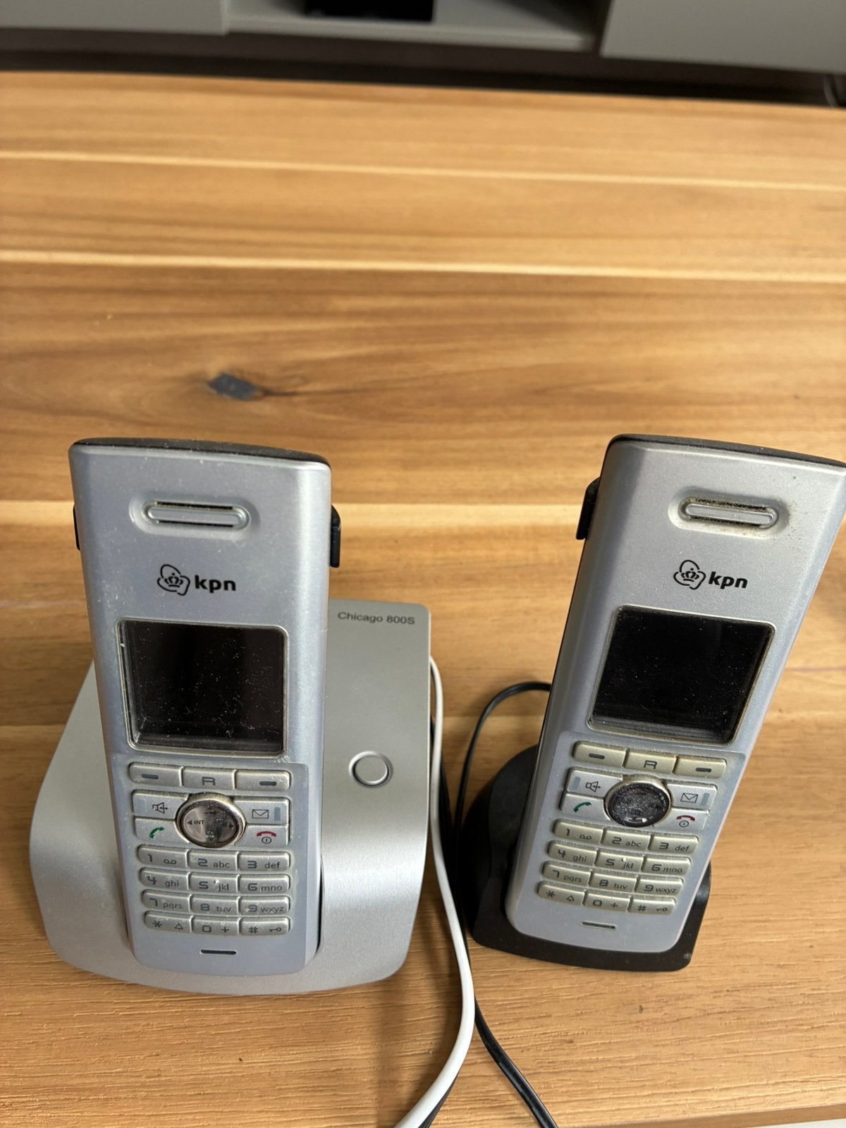 KPN Chicago 800 S, Telecommunicatie, Vaste telefoons | Handsets en Draadloos, Ophalen of Verzenden, Gebruikt, 2 handsets