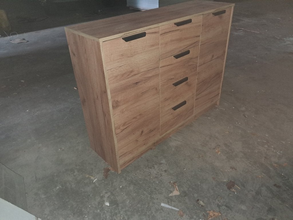 Tv kast dressoir, Ophalen, 100 tot 150 cm, Zo goed als nieuw, Met deur(en)