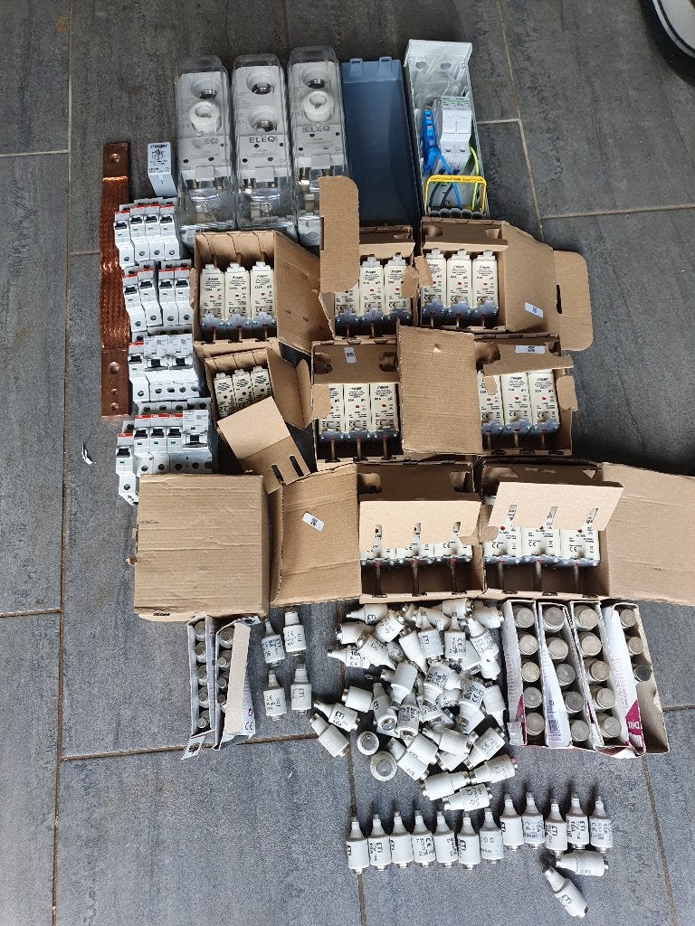 Div electro installatie spul, Doe-het-zelf en Verbouw, Elektra en Kabels, Ophalen, Nieuw, Overige typen