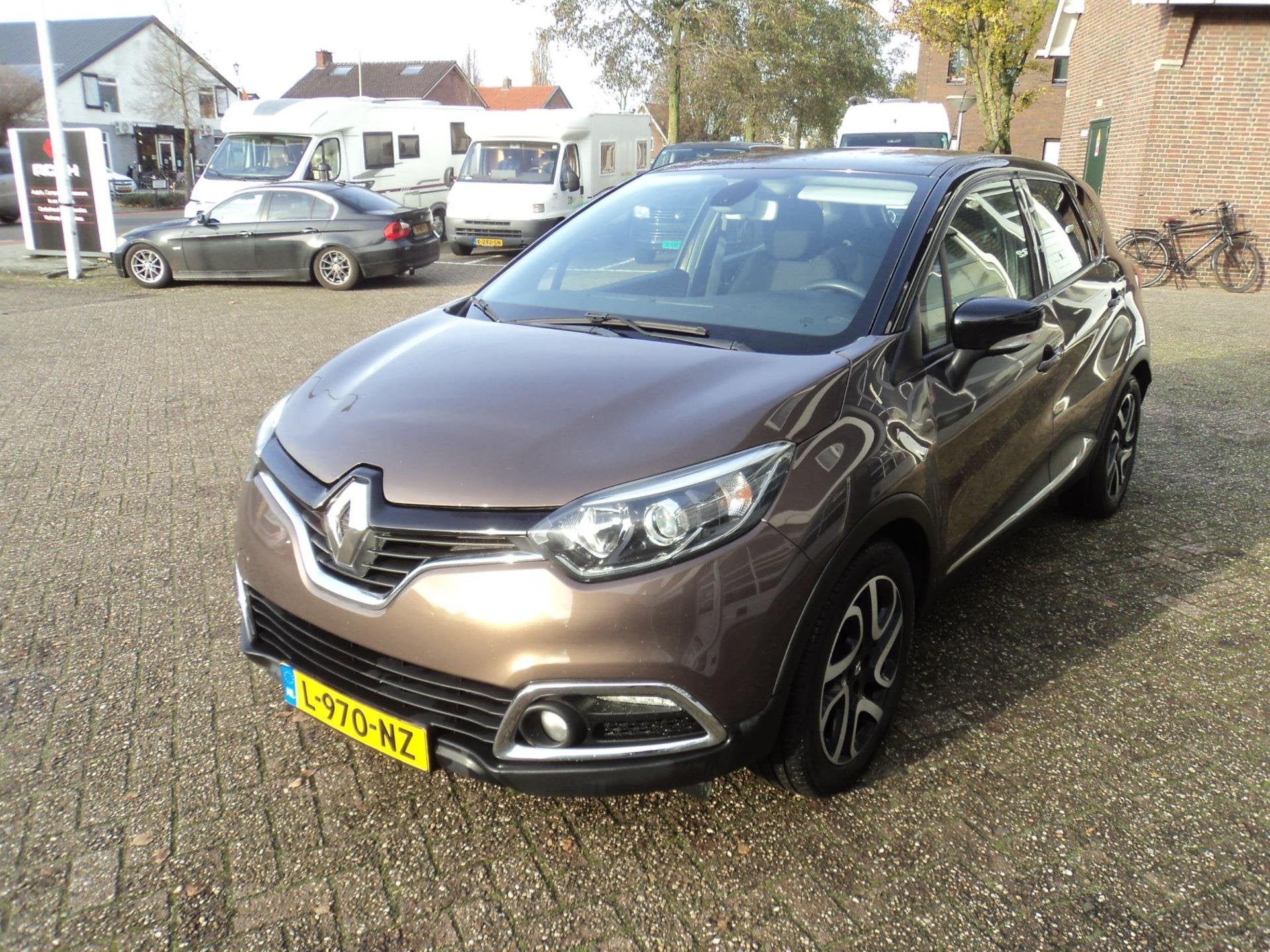 Renault Captur 0.9 TCe Dynamique Camera Trekhaak Stoelverwar, Auto's, Renault, Voorwielaandrijving, Stof, Gebruikt, Zwart