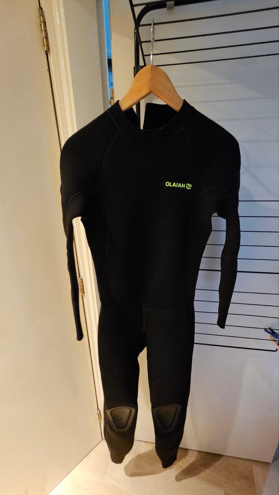 OLAIAN 4/3 mm Surf Wetsuit Zwart XS, Watersport en Boten, Ophalen, Zo goed als nieuw, Overige typen
