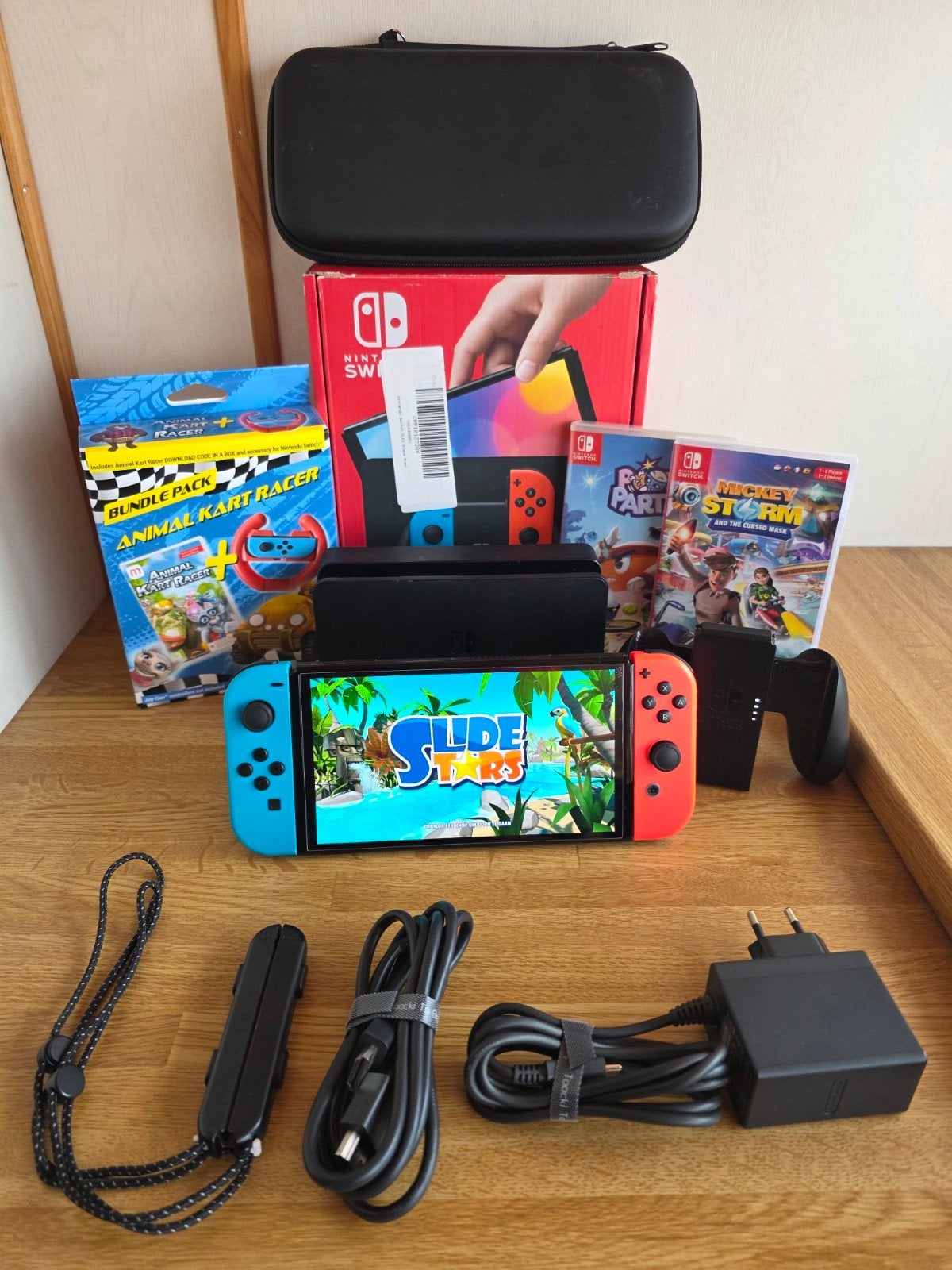 Nintendo Switch OLED, Spelcomputers en Games, Spelcomputers | Nintendo Switch, Switch OLED, Met games, Met 2 controllers, Ophalen of Verzenden
