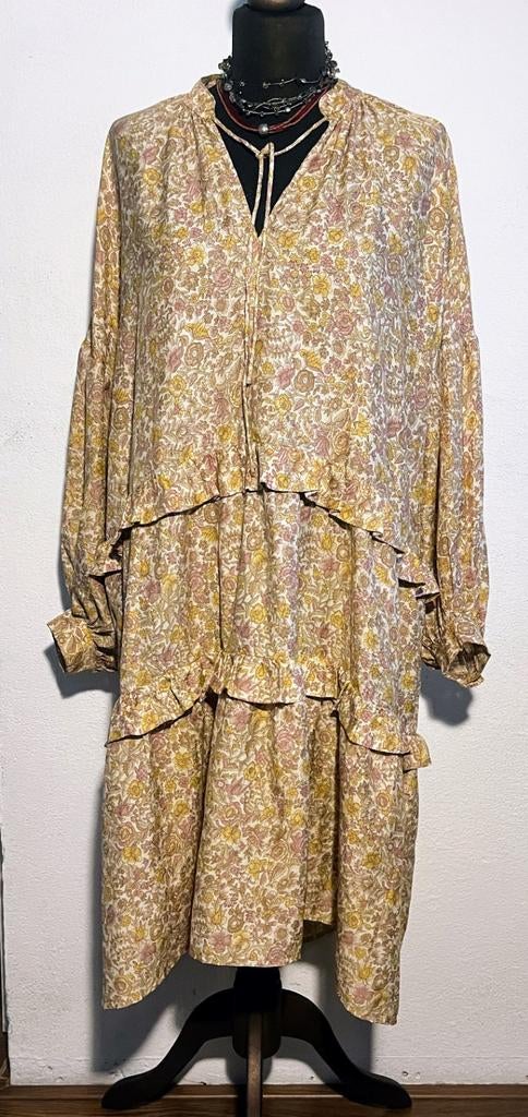 Sissel Edelbo erg mooie jurk losse pasvorm L-XL, Beige, Maat 42/44 (L), Nieuw, Onder de knie