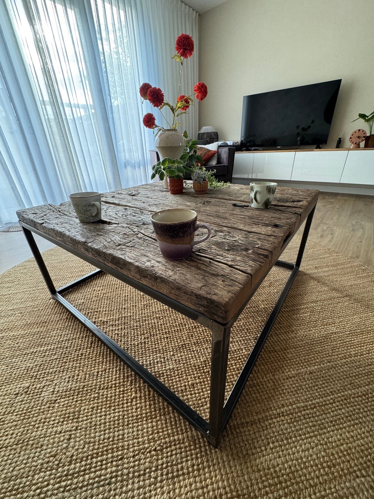 Robuuste salontafel van oude wagonplanken, Ophalen, Gebruikt, 50 tot 100 cm, Vierkant