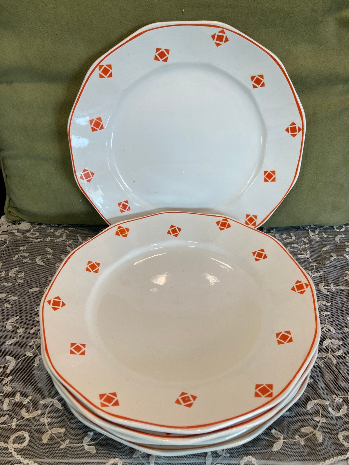 Vintage bord met oranje motiefje (200824), Gebruikt, Ophalen of Verzenden, Glas, Bord(en)