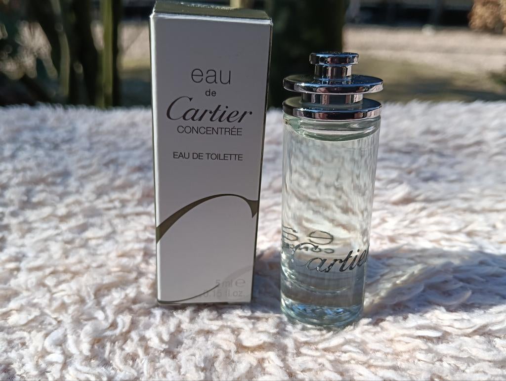 Eau de Cartier Concentrée Eau de Toilette 5ml, Sieraden, Tassen en Uiterlijk, Uiterlijk | Parfum, Ophalen of Verzenden