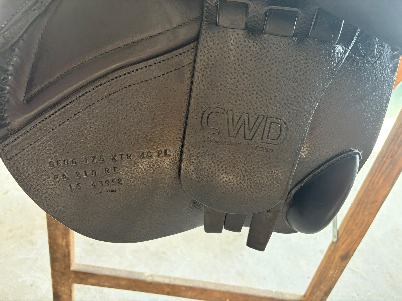 CWD SE06 17,5” XTR 4C springzadel – zwart, Dieren en Toebehoren, Ophalen, L (17.5 inch), CWD, Springen