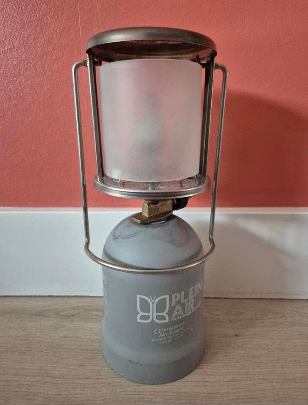 Plein Air Gaslamp - Compacte en veilige campinglamp, Ophalen, Zo goed als nieuw