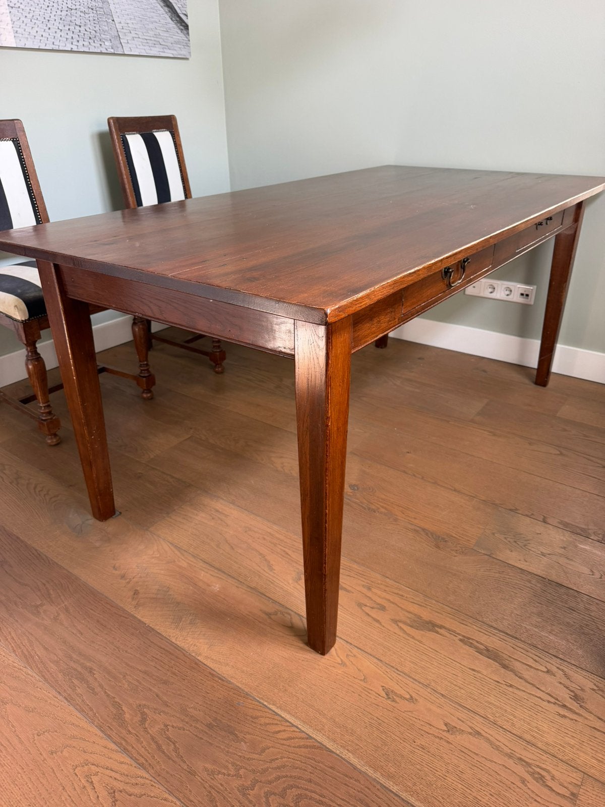 Foto 3 van Massief eiken eettafel - Klassiek