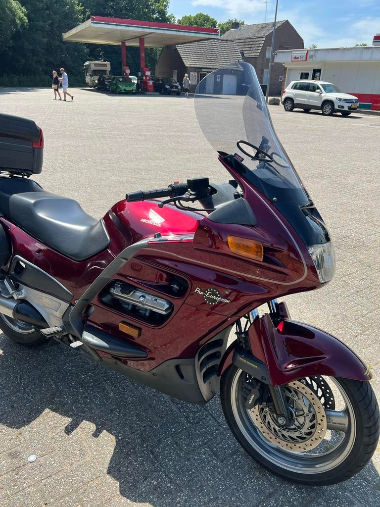 ST1100 ABSTCS - Nieuwe distributie, perfect onderhouden, 4 cilinders, Motorrijbewijs A, Gebruikt, Particulier