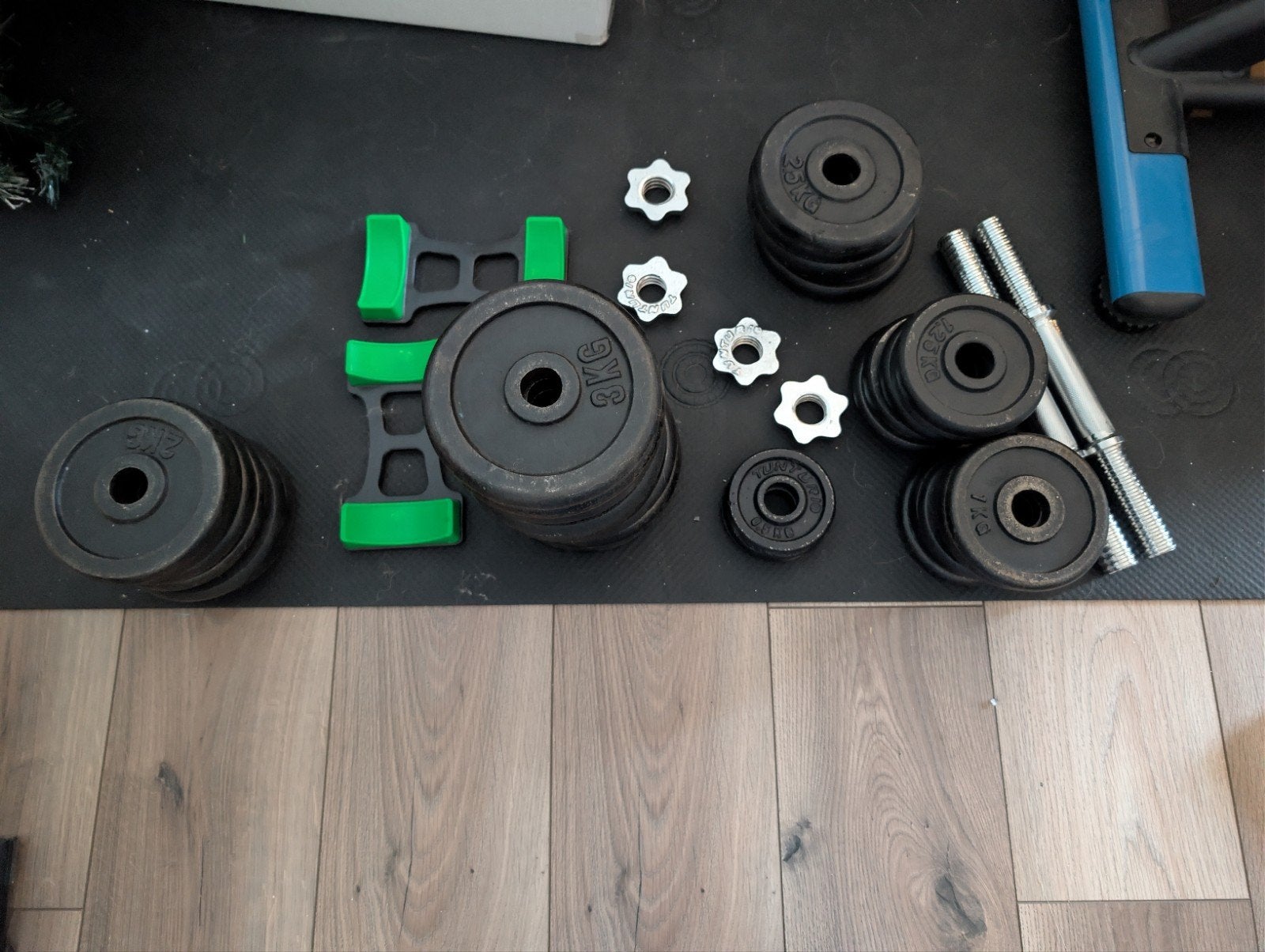 Halter schijven set met optioneel fitnessbankje, Sport en Fitness, Fitnessmaterialen, Ophalen, Gebruikt, Benen, Halterschijven