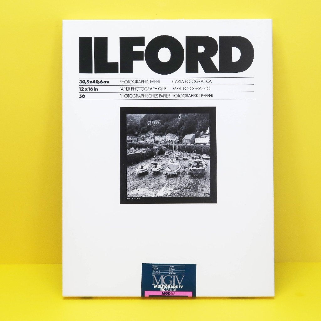 Ilford Multigrade IV RC 30x40cm glanzend 50 vel - geseald, Ophalen of Verzenden, Nieuw, Doka-onderdelen, Draagbaar