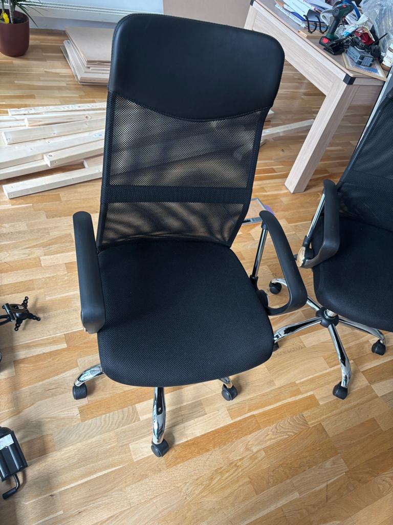 4 gloednieuwe bureaustoelen, Ophalen, Nieuw, Zwart