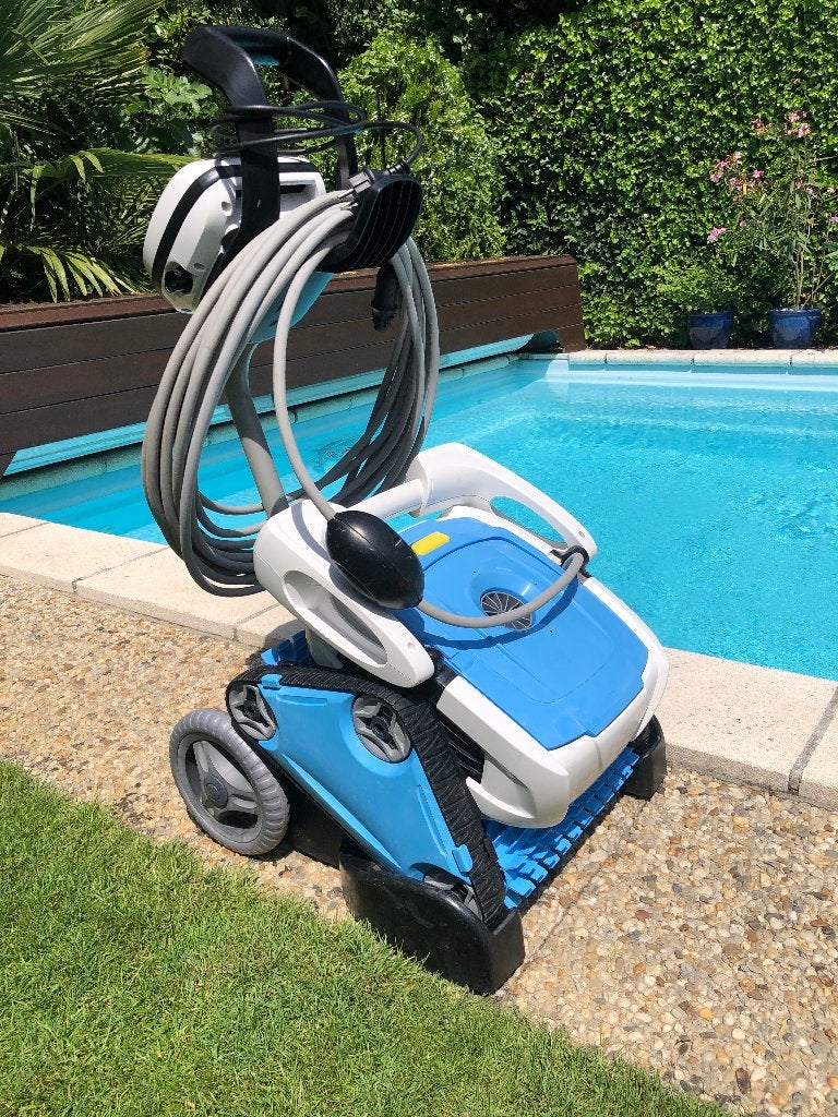 Zwembadrobot emily pro Zodiac nieuwstaat, Ophalen, Zo goed als nieuw