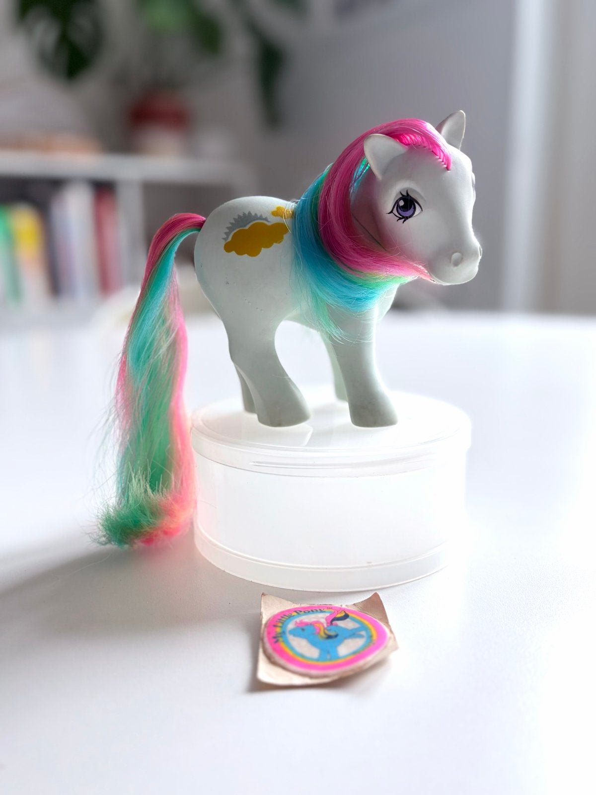 Hasbro My Little Pony Sunlight 1983 met sticker, Kinderen en Baby's, Speelgoed | My Little Pony, Ophalen of Verzenden, Gebruikt