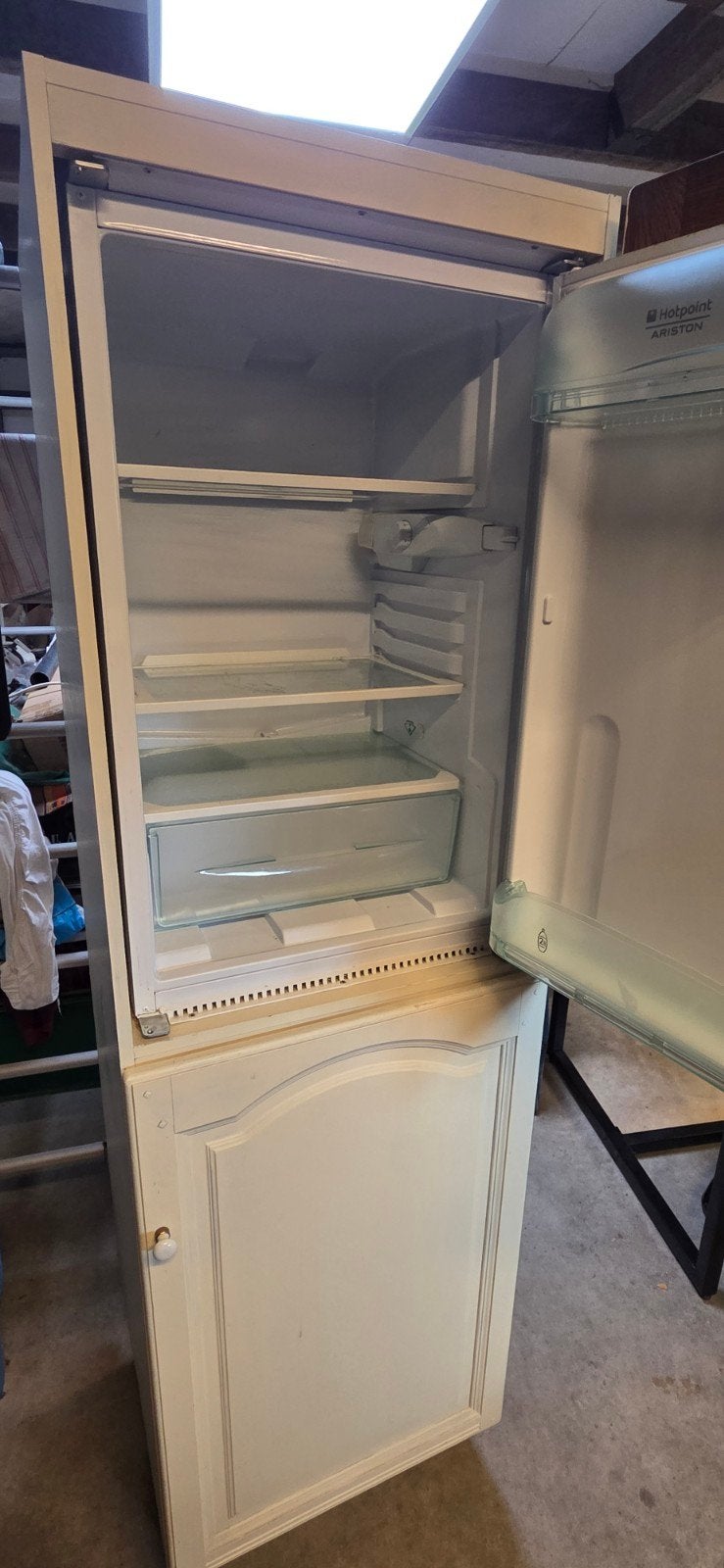 Inbouw koelkast Hotpoint Ariston  A class, 150 tot 200 liter, Energieklasse A of zuiniger, 45 tot 60 cm, Ophalen