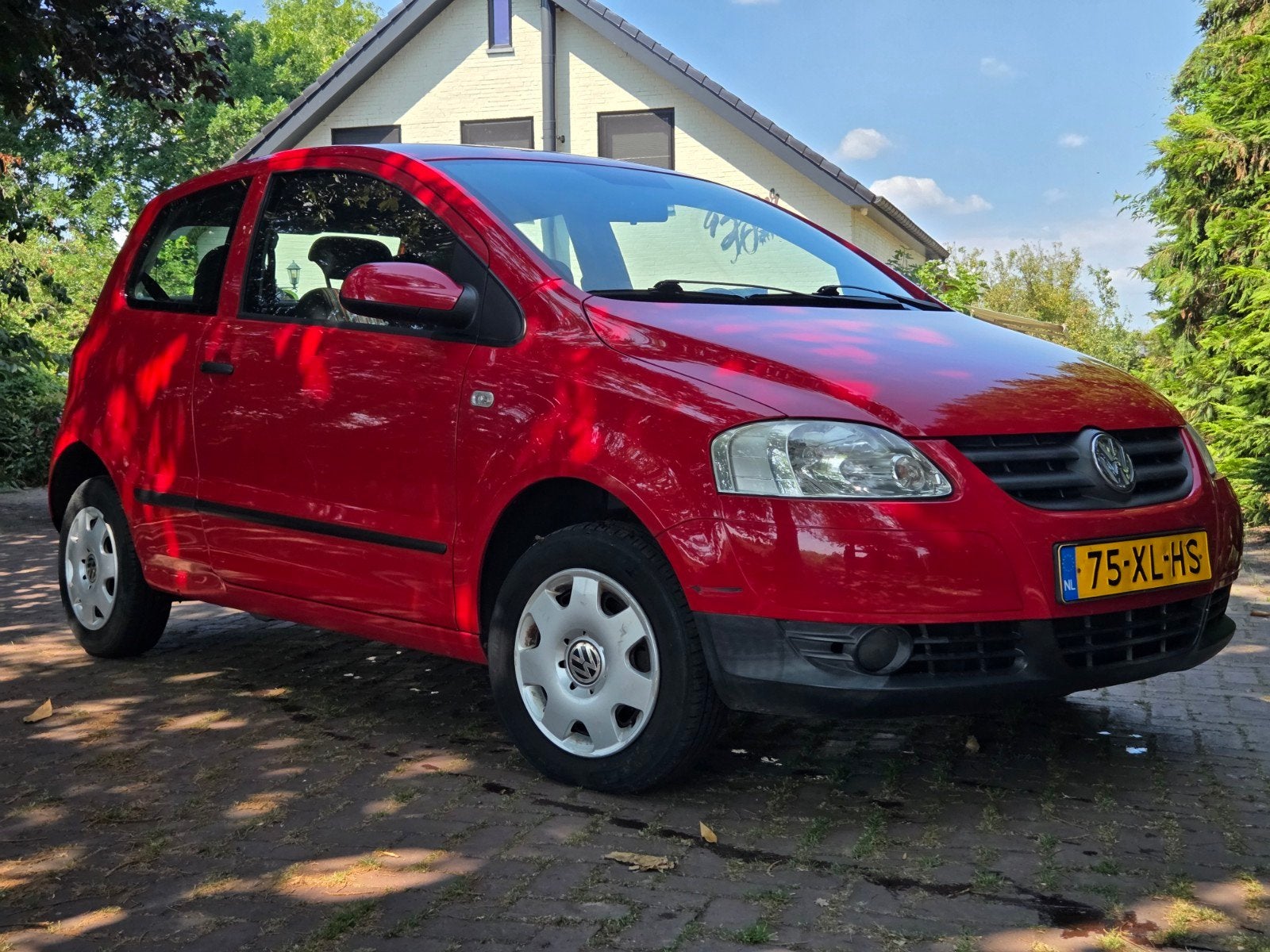 Volkswagen Fox 1.2 40KW 2007 Rood, lage kilometerstand, Auto's, Voorwielaandrijving, 4 stoelen, 1198 cc, 973 kg