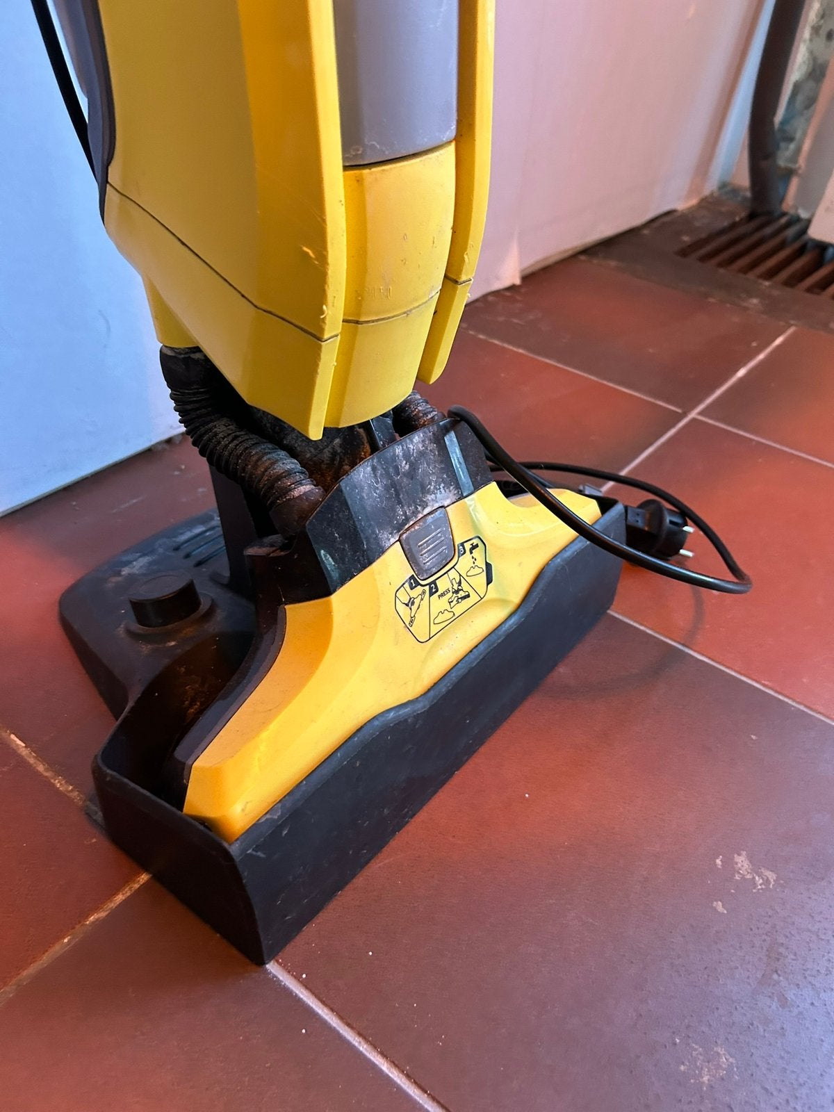 Electric floor cleaner, Ophalen of Verzenden
