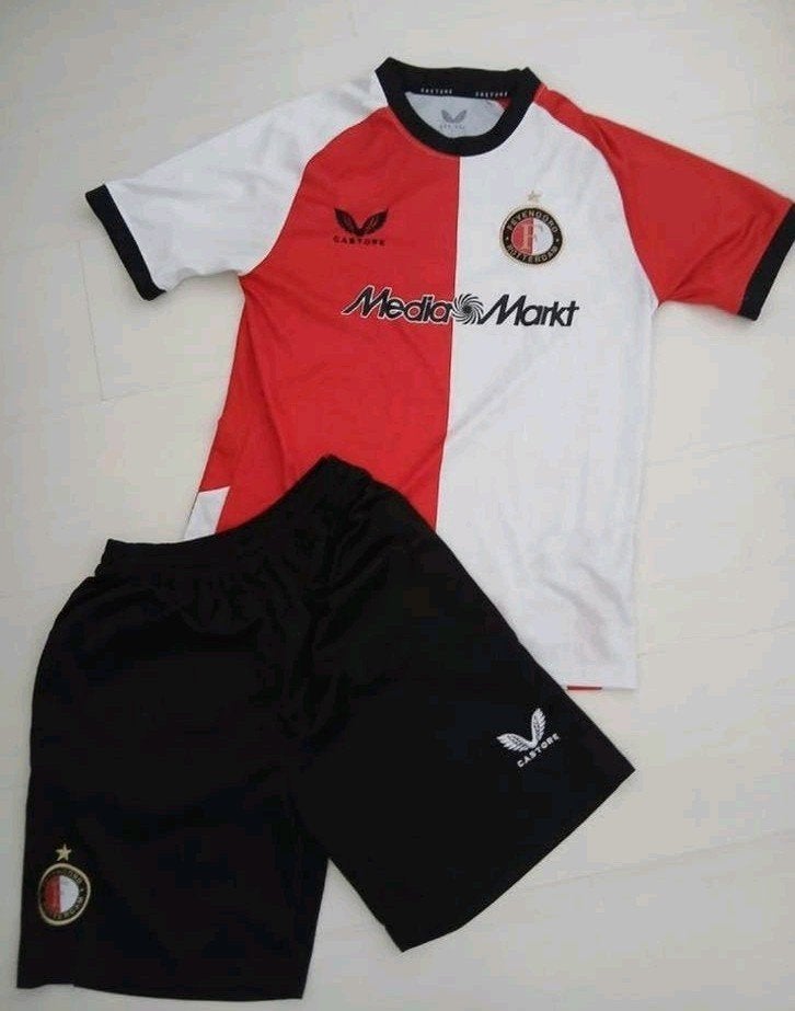 Feyenoord tenue maat M, Maat M, Ophalen of Verzenden, Zo goed als nieuw, Set