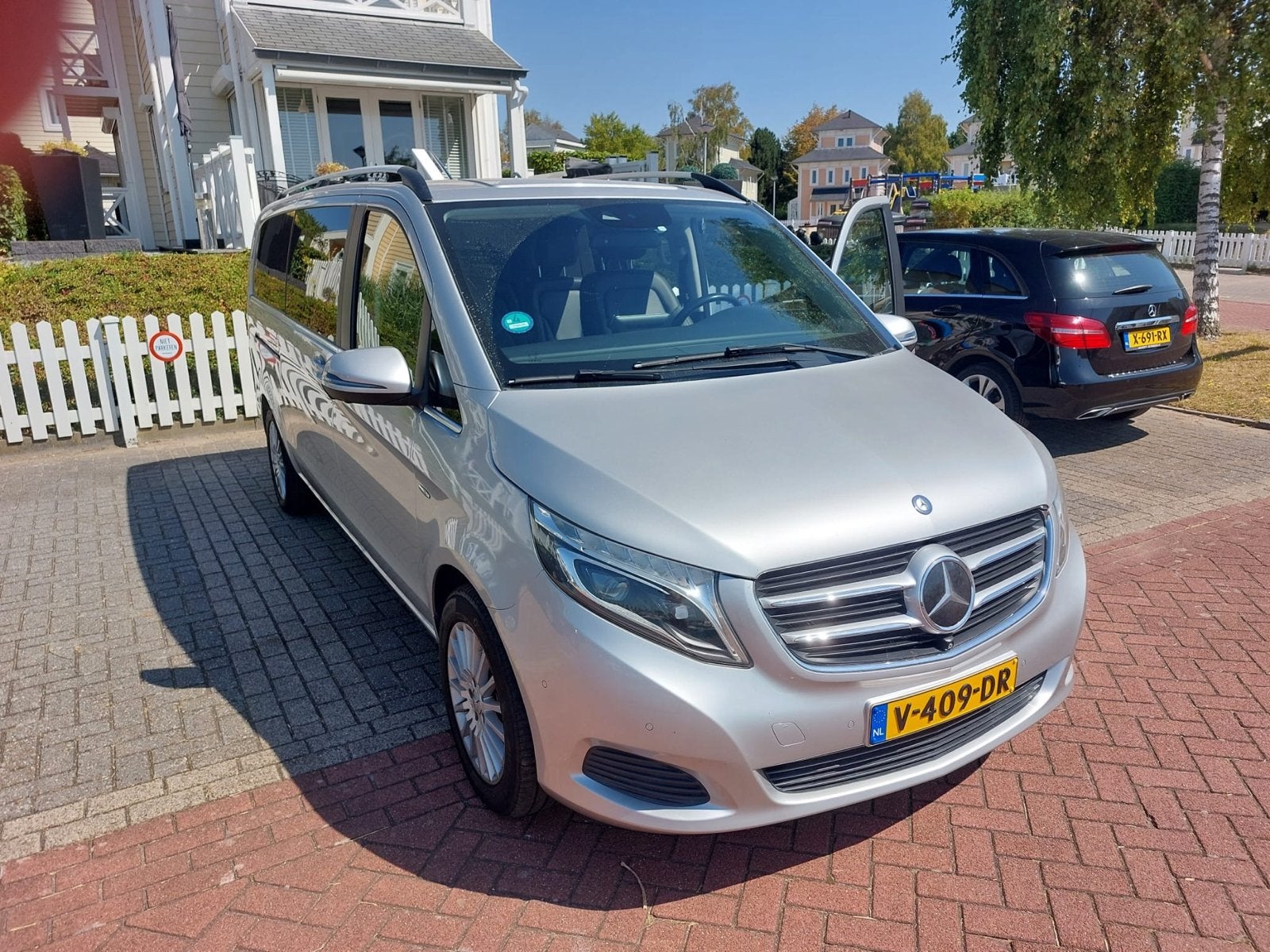 ******Mercedes-Benz V-klasse avangarde 01-2017*****, Auto's, Automaat, Dealer onderhouden, Diesel, Vierwielaandrijving