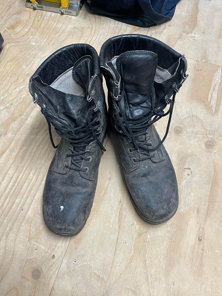 Soldaten kistjes prima kwaliteit maat 46, Verzamelen, Militaria | Algemeen, Ophalen, Landmacht, Nederland, Kleding of Schoenen