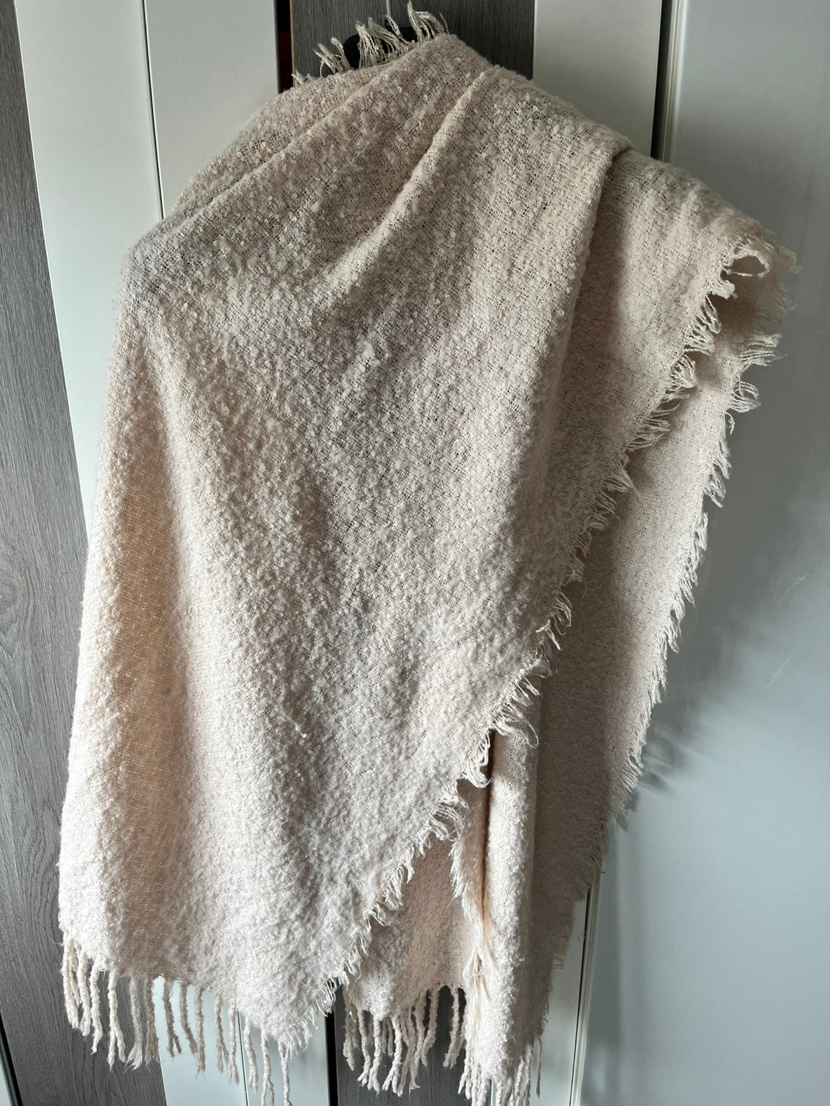 Omslag doeken, Ophalen of Verzenden, Zo goed als nieuw, Maat 46/48 (XL) of groter, Sjaal