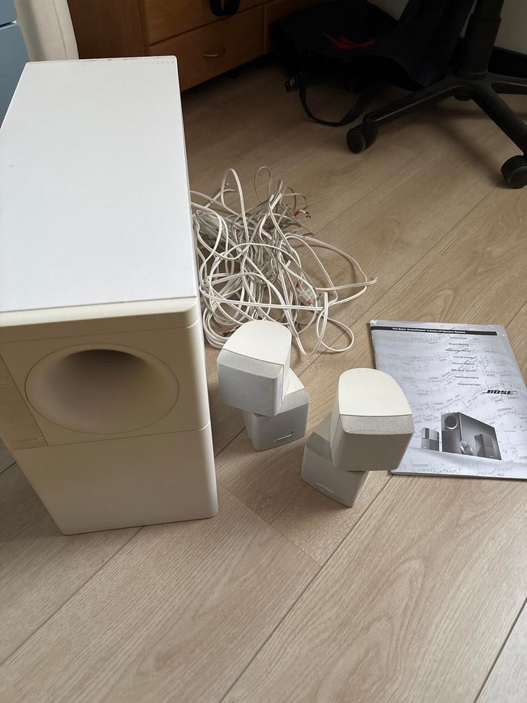 Bose Acoustimass 5 Series III Speaker Systeem, Ophalen of Verzenden, Gebruikt, Complete surroundset, Bose