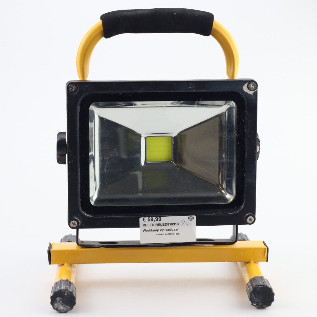 RELED RELED818913 Werklamp oplaadbaar, Dewalt, Zo goed als nieuw, Support@dewalt.com, 701 E. Joppa Road
Towson, MD 21286
USA