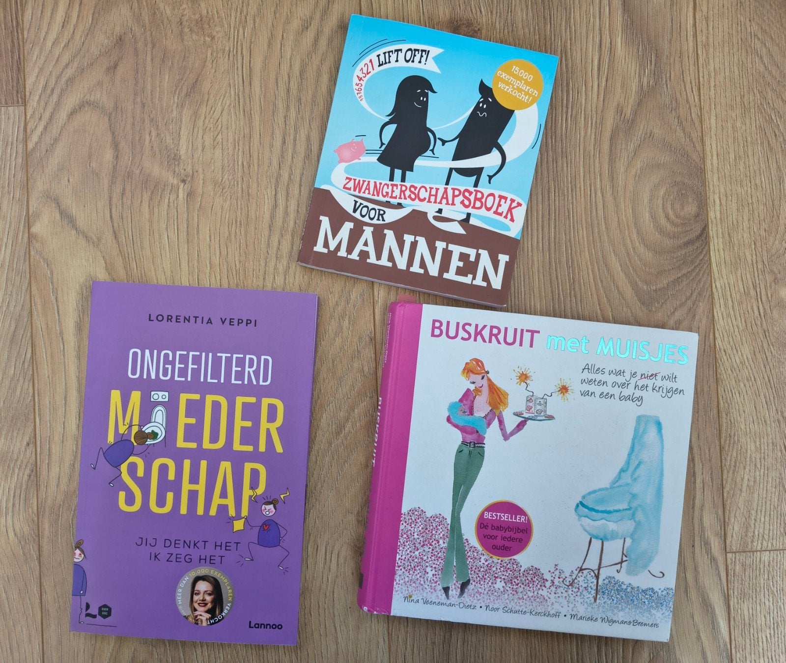 3 zwangerschapsboeken, Ophalen of Verzenden, Zo goed als nieuw, Zwangerschap en Bevalling