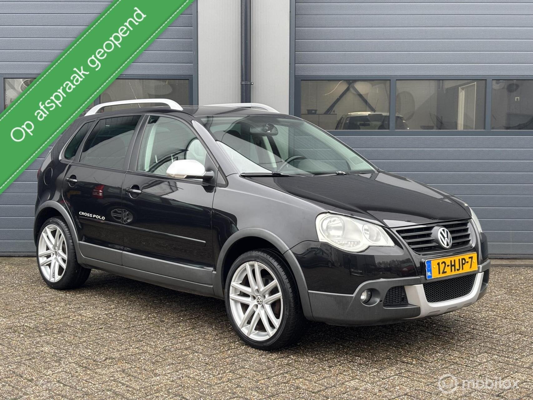 Volkswagen Polo 1.6-16V Cross Uitvoering, Auto's, Volkswagen, Voorwielaandrijving, 1064 kg, Zwart, Handgeschakeld