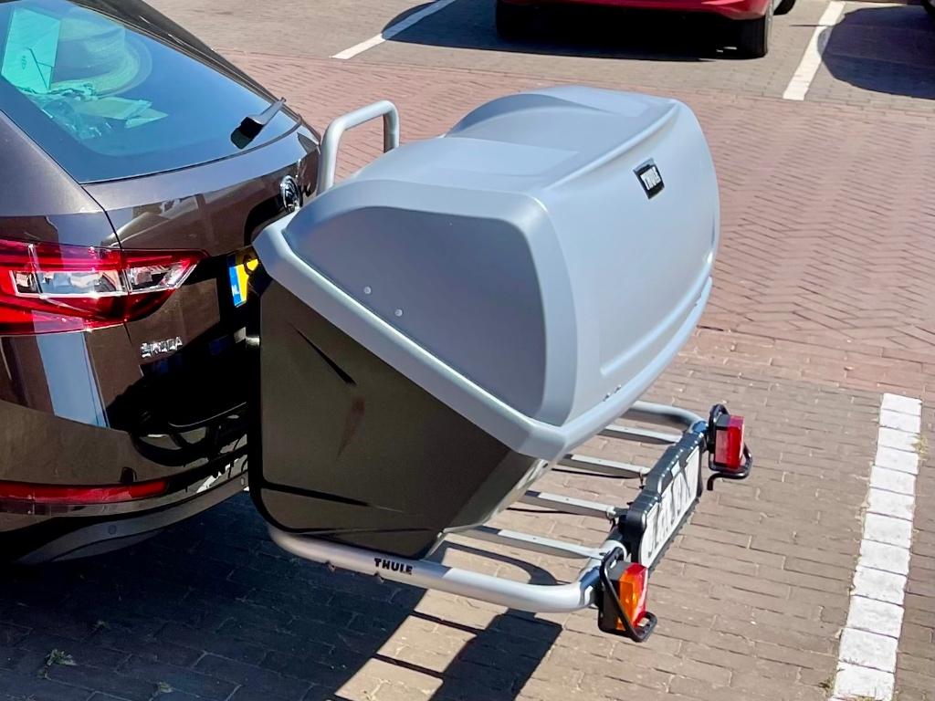 Thule Backup Silver met Thule EasyBase 949, Auto diversen, Dakkoffers, Ophalen