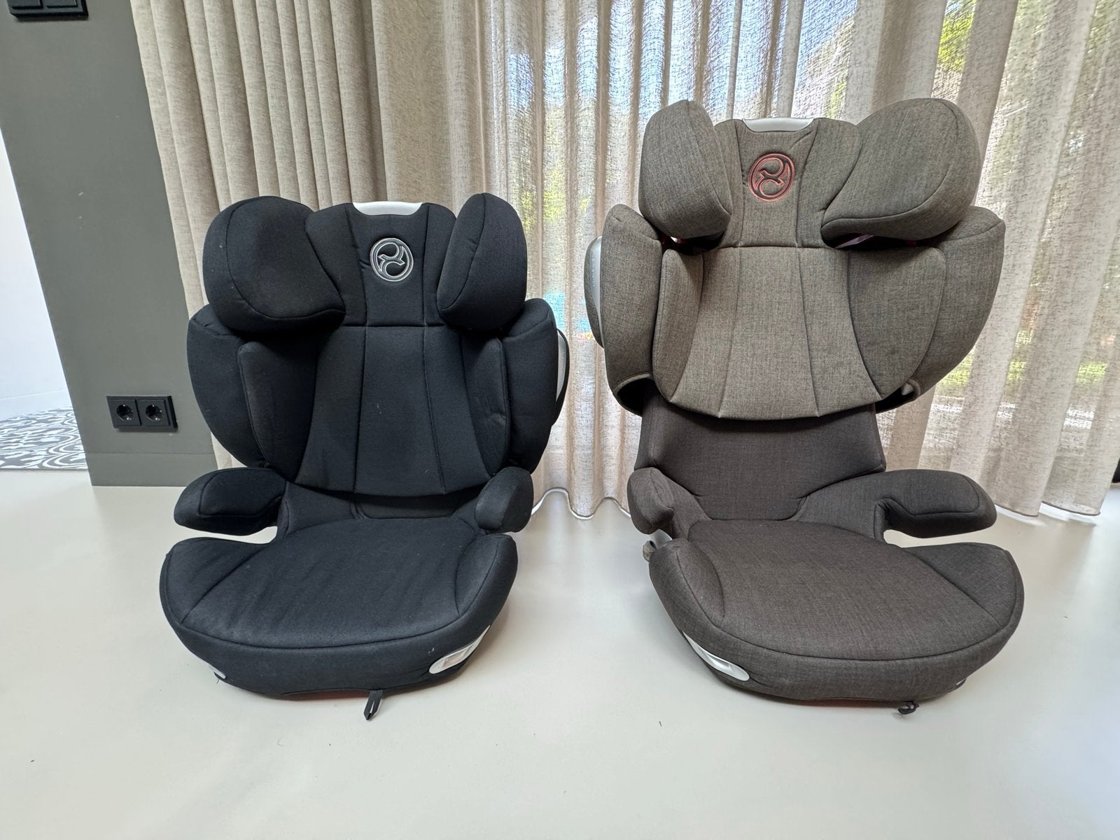 Cybex Solution Q2-Fix autostoel (2 stuks), Autogordel of Isofix, Gebruikt, 15 t/m 36 kg, Verstelbare rugleuning