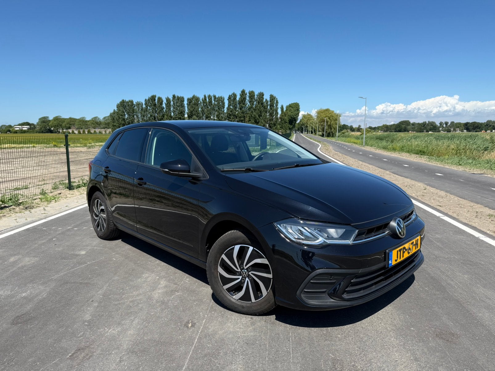 Volkswagen Polo 1.0 TSI 2022 NIEUW SCHERP GEPRIJSD!!!, Auto's, Voorwielaandrijving, 1072 kg, Zwart, Handgeschakeld