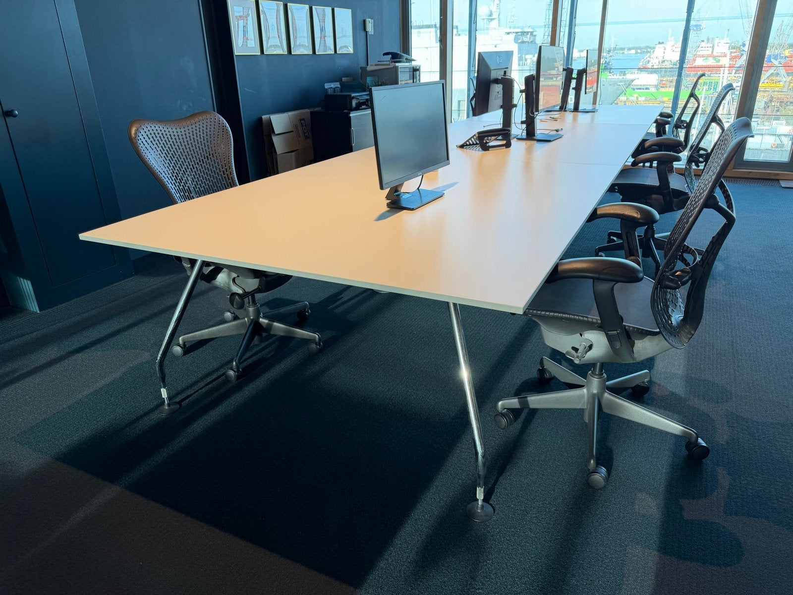 Vitra Ad Hoc bureaus | 3 werkeilanden van 540 × 150 cm, Huis en Inrichting, Ophalen, Gebruikt, Computerbureau