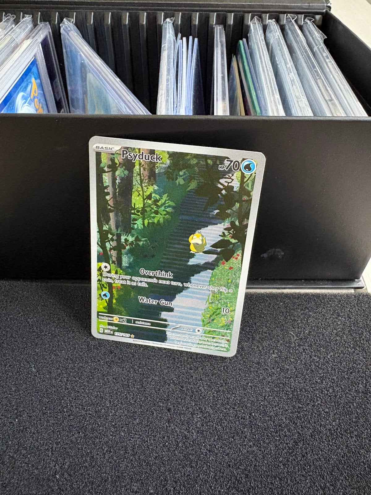 Psyduck 151, Ophalen of Verzenden, Zo goed als nieuw, Meerdere kaarten, Foil