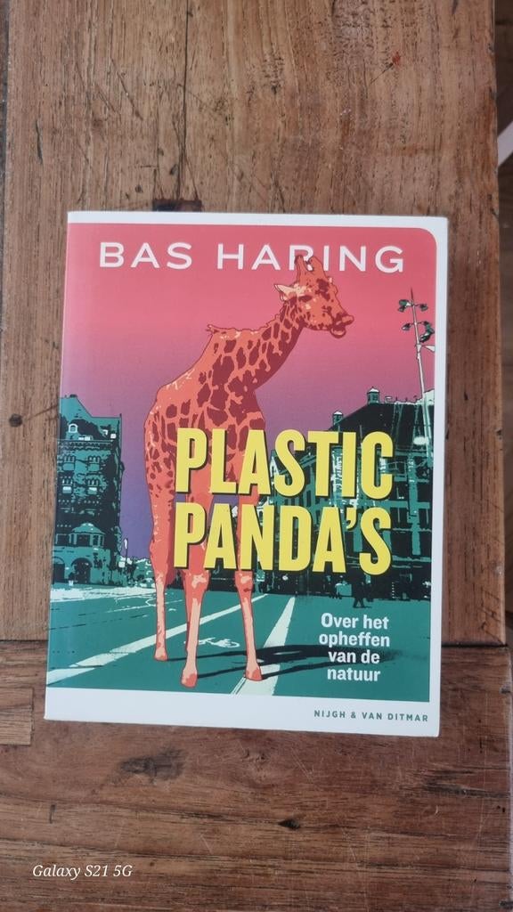 Plastic panda boek, Ophalen of Verzenden, Zo goed als nieuw, Europa