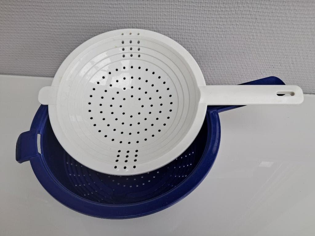 Tupperware Dubbel Vergiet, Ophalen of Verzenden, Zo goed als nieuw, Blauw, Overige typen