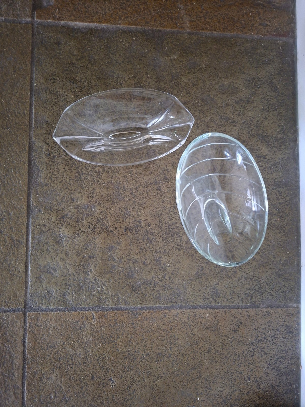 Set van 2  glazen schaaltjes, Ophalen