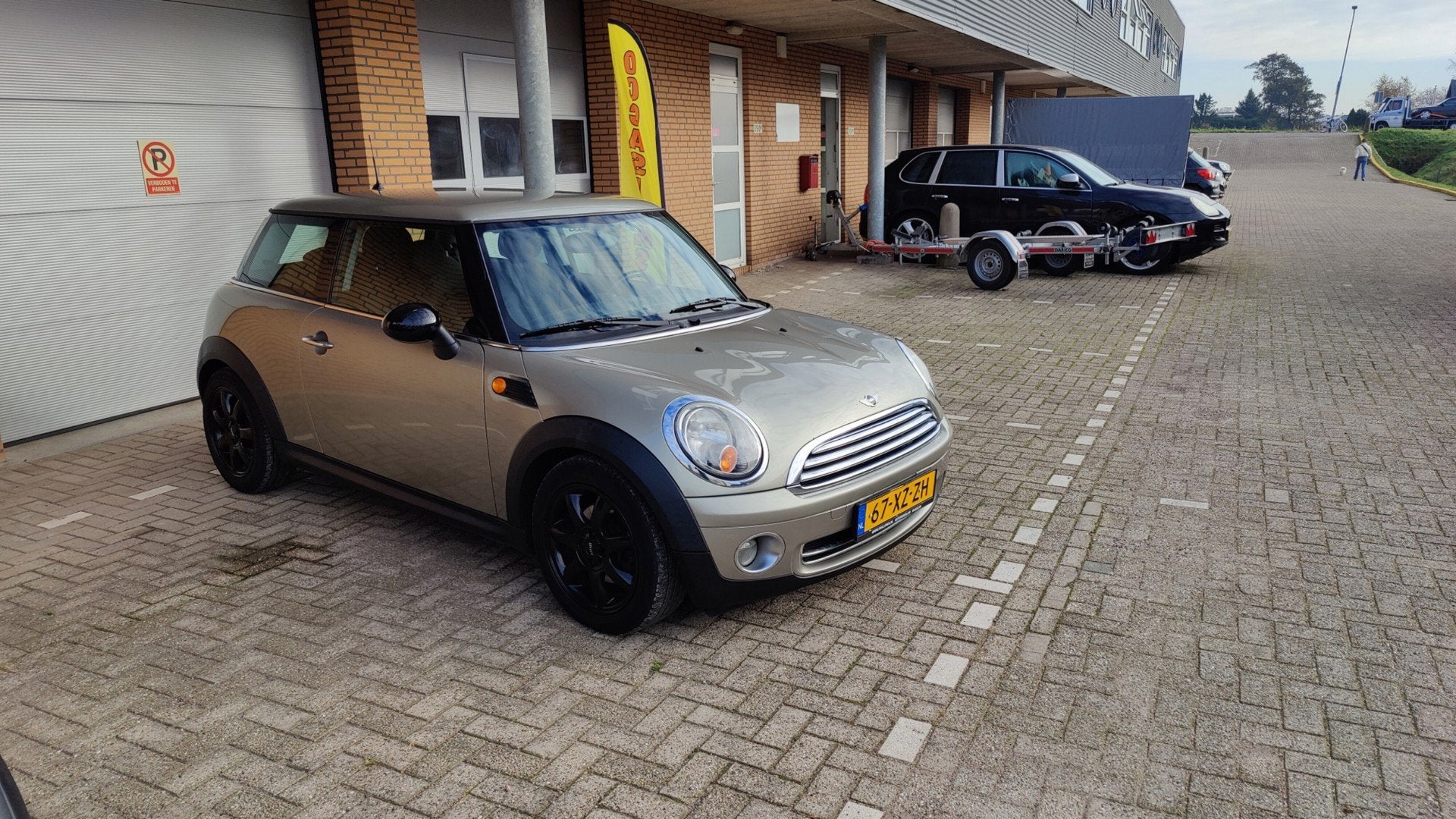Mini Mini 1.4 One Pepper Nieuwe APK Zeer nette auto, Voorwielaandrijving, Gebruikt, 4 stoelen, 49 €/maand