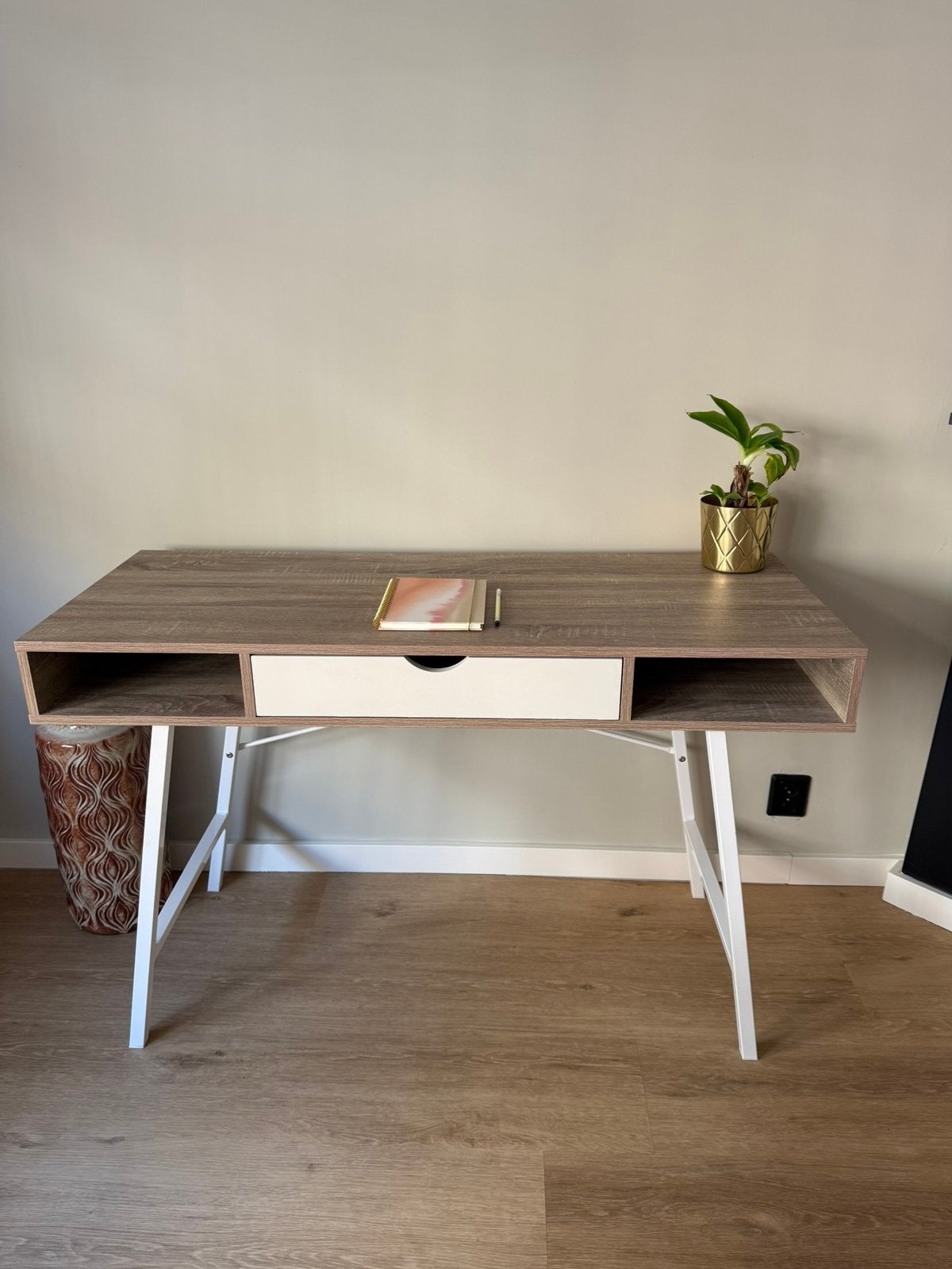 Bureau in Scandinavische stijl, Ophalen, Zo goed als nieuw