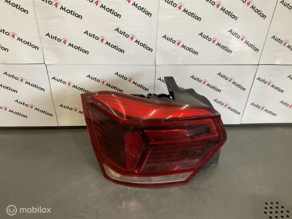 VW POLO Achterlicht links -2G0945207B - 2G0945111B-  AO2025, Gebruikt, Ophalen of Verzenden
